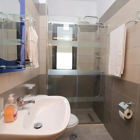 Sea La Vie Holiday Apartment Himare