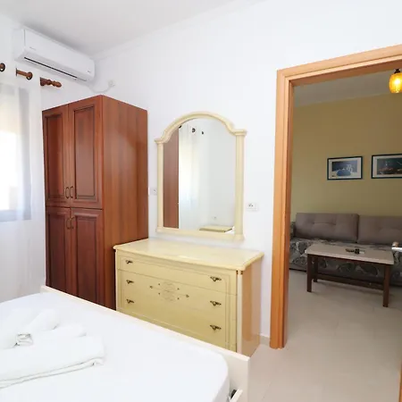 Sea La Vie Holiday Apartment Himare